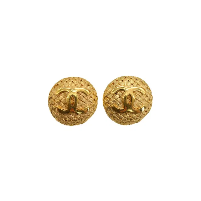 Chanel Vintage Earrings Round Cocomark Gold Accessory 29 in Gold from Luxury Promise