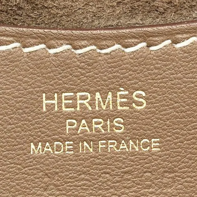 Hermès In-the-Loop 18 Bag in Caviar leather from A Retro Tale, photo 6 of 8