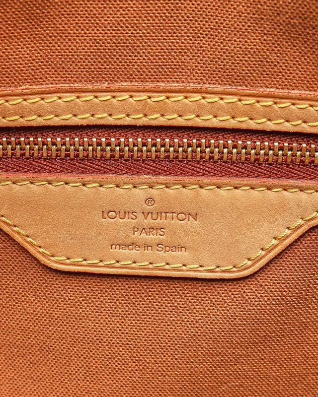 Louis Vuitton Monogram Batignolles Horizontal Tote Bag in Coated canvas from A Retro Tale, photo 6 of 9