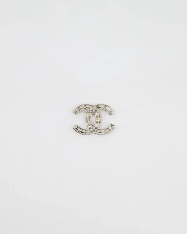 Chanel Silver, Black and Crystal CC Logo with Star Detail Brooch in Black from Sellier, photo 5 of 5
