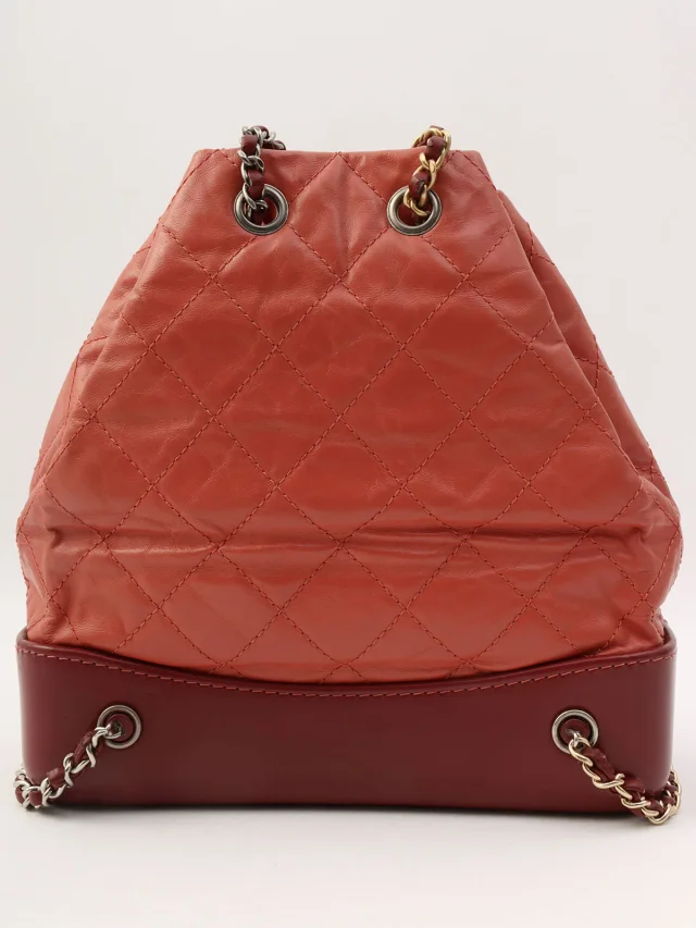 Chanel 2018 Production CC Mark Plate Chain Backpack Pink/Bordeaux in Burgundy Leather from VINTAGE QOO TOKYO, photo 3 of 23