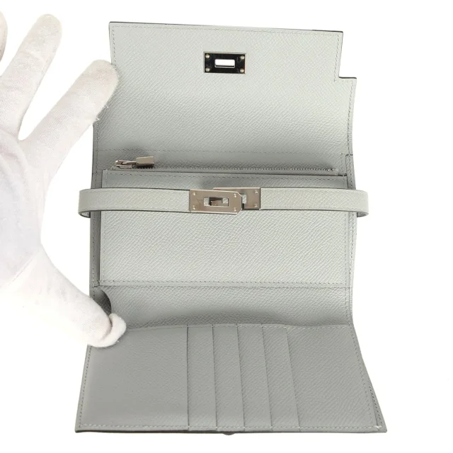 Hermès Medium Fold-Out Kelly Wallet Bleu Glacier Epsom Palladium Hardware in Blue Epsom leather from Madison Avenue Couture, photo 8 of 10