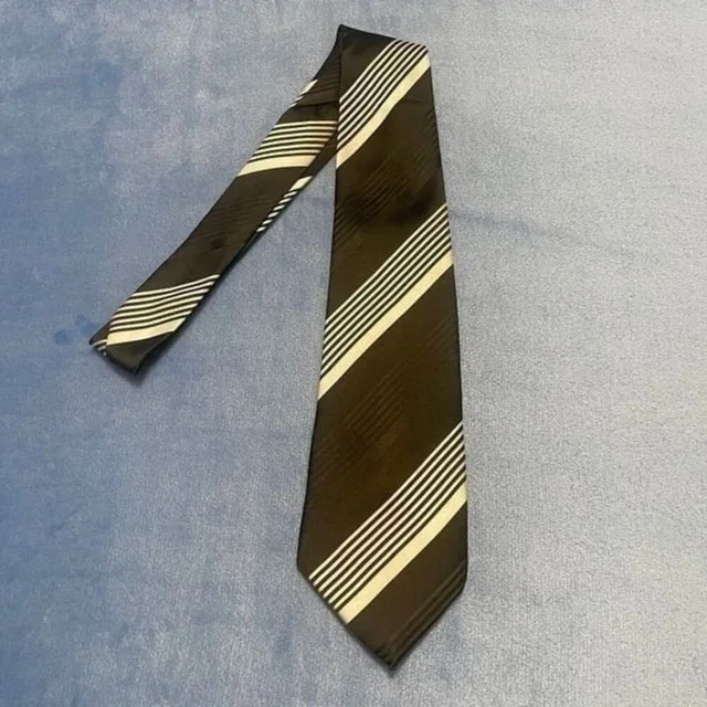 Giorgio Armani Silk Tie in black|white Silk from Poshmark