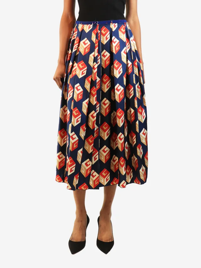 Gucci Navy silk pleated midi skirt - size UK 8 in Navy Silk from Sign of the Times