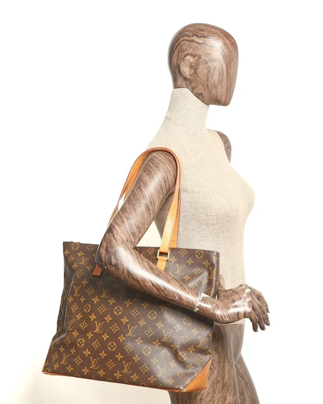 Louis Vuitton Monogram Cabas Mezzo Classic Tote Bag in Coated canvas from A Retro Tale, photo 13 of 13