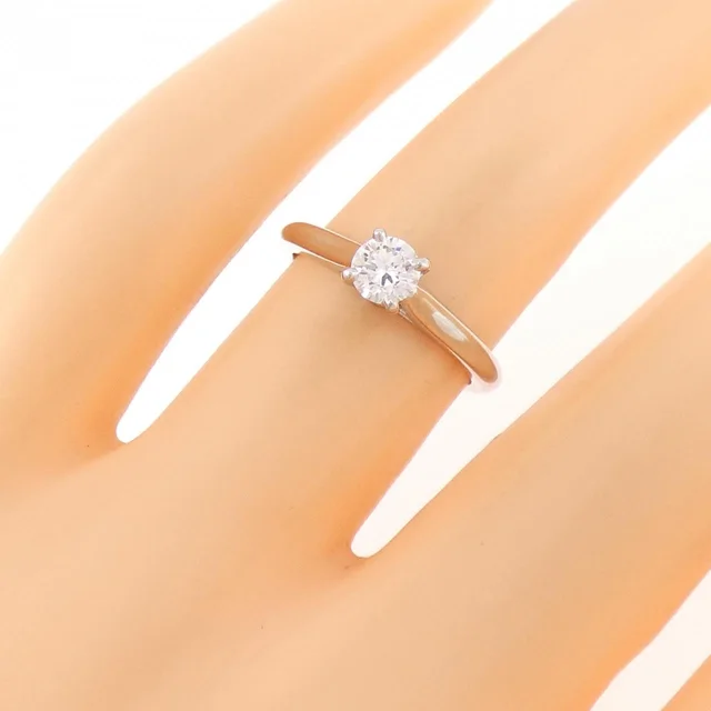 Cartier 1895 Solitaire Platinum Ring Size 8 from LuxUness, photo 2 of 2
