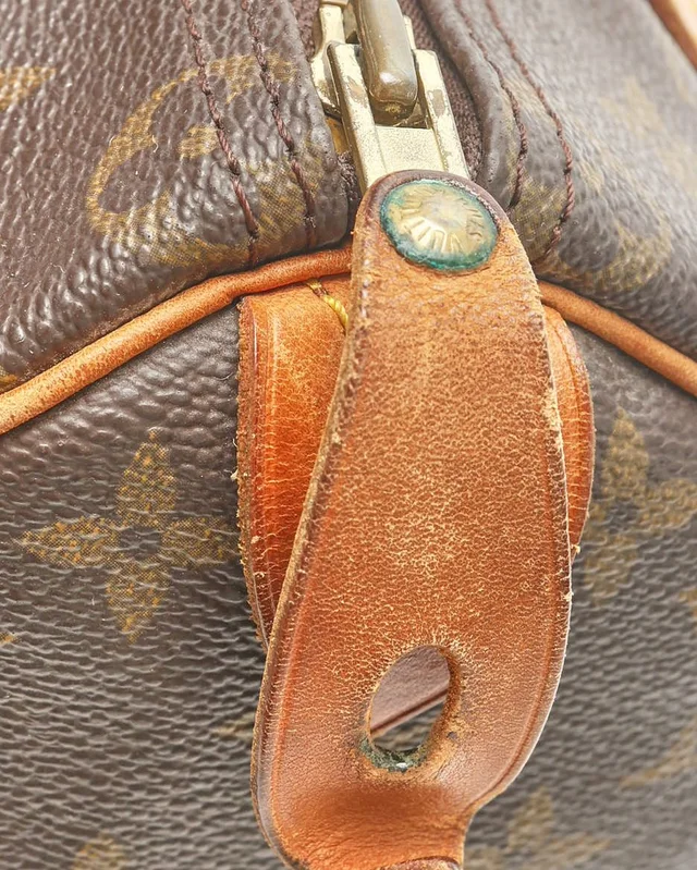 Louis Vuitton Monogram Speedy 25 Bag in Coated canvas from A Retro Tale, photo 8 of 10