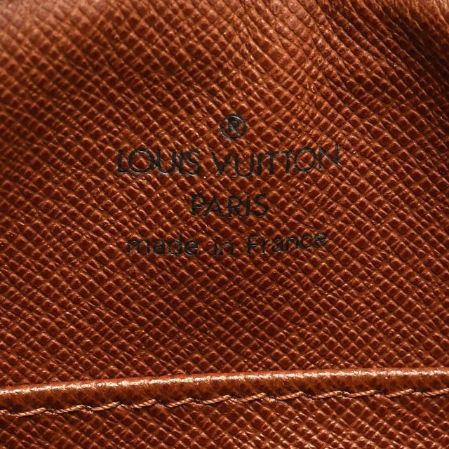 Louis Vuitton Monogram Pochette Cité Bag in Coated canvas from A Retro Tale, photo 8 of 10