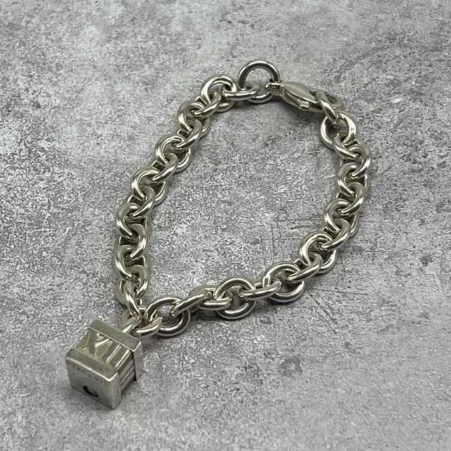 Tiffany & Co. Atlas Donut Chain Bracelet Silver in Silver from The Reluxe