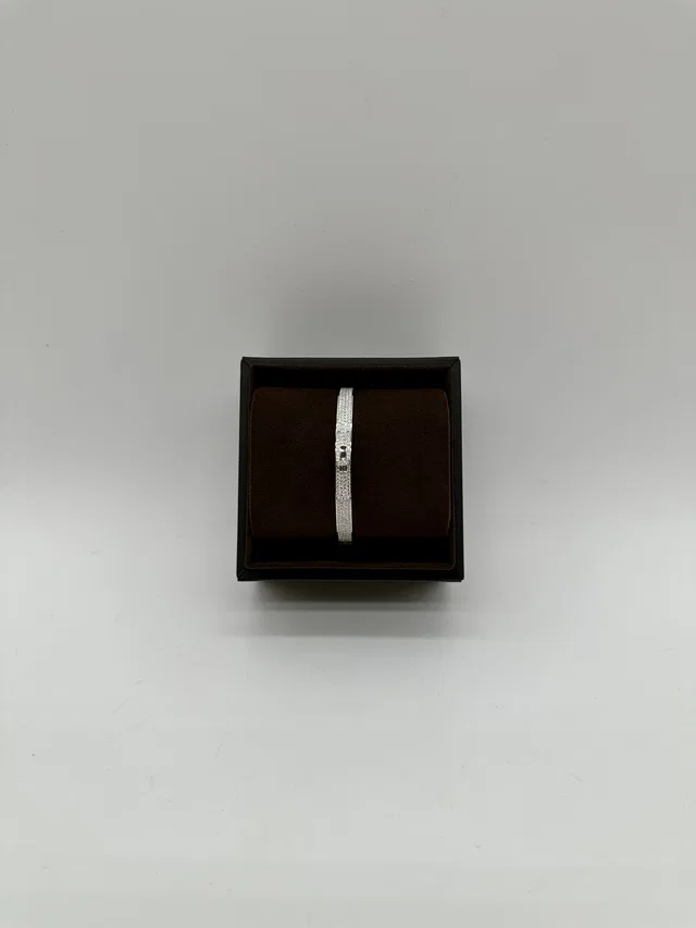 Hermès Kelly Bracelet Full Pavé White Gold in White from Luxury Promise