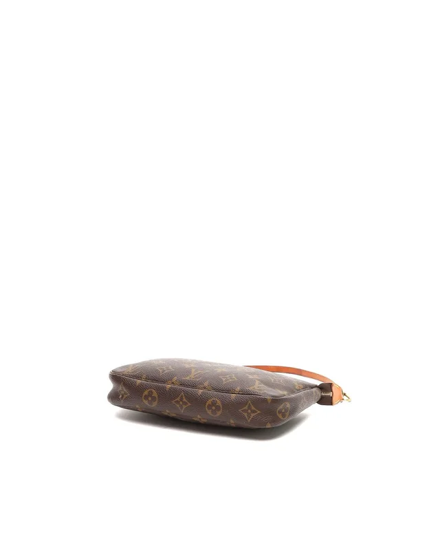 Louis Vuitton Monogram Pochette Accessoires Bag in Coated canvas from A Retro Tale, photo 5 of 7