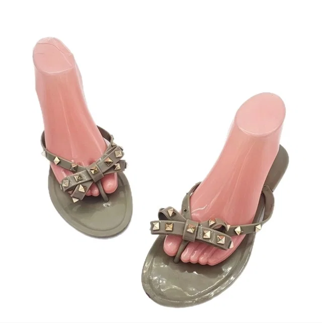 Valentino Garavani Rockstud Pvc Jelly Thong Sandal Size 41 (Us 10.511) in green from Poshmark