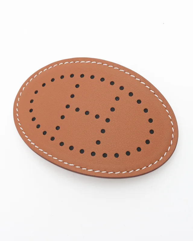 Hermès Evelyne PM Hair Clip in Leather from A Retro Tale, photo 4 of 4