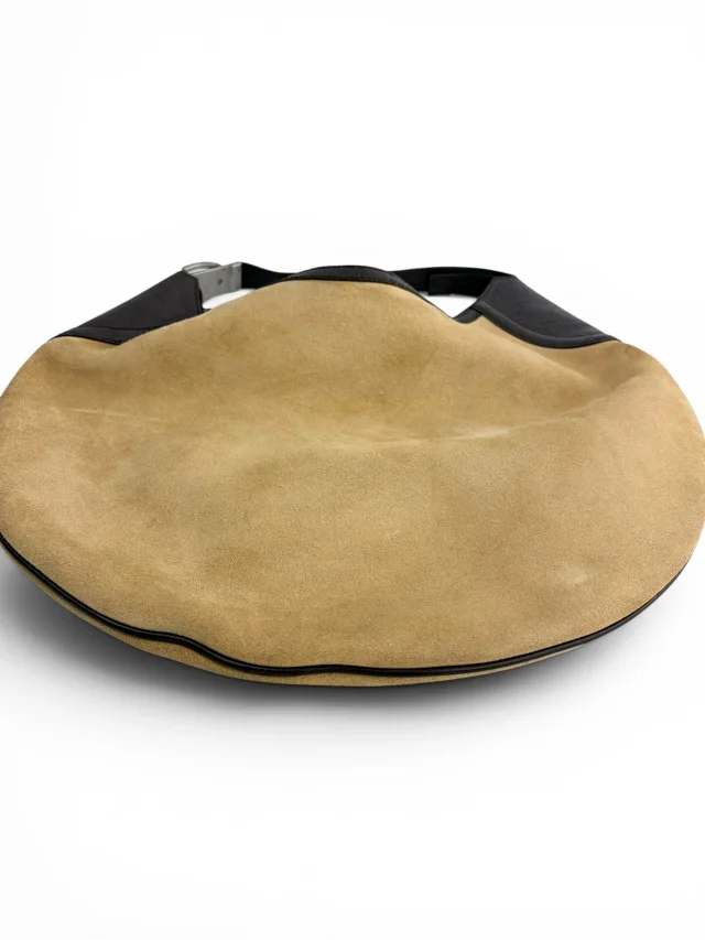 Gucci Suede Hobo in Beige Suede from Season 2 Consign, photo 2 of 3