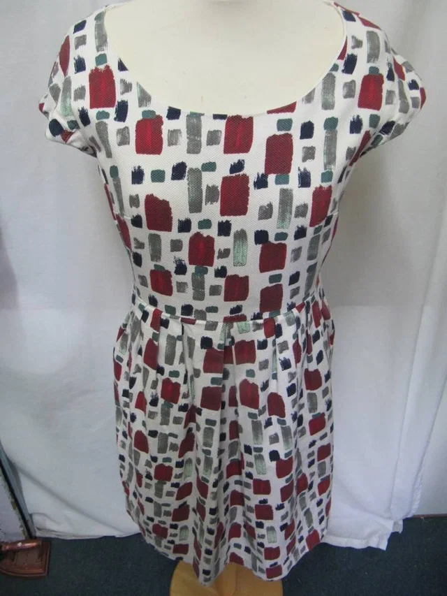 Max Mara Summer lined tea dress multicolours Size: 12 in Multi-coloured Cotton from Oxfam Online Shop