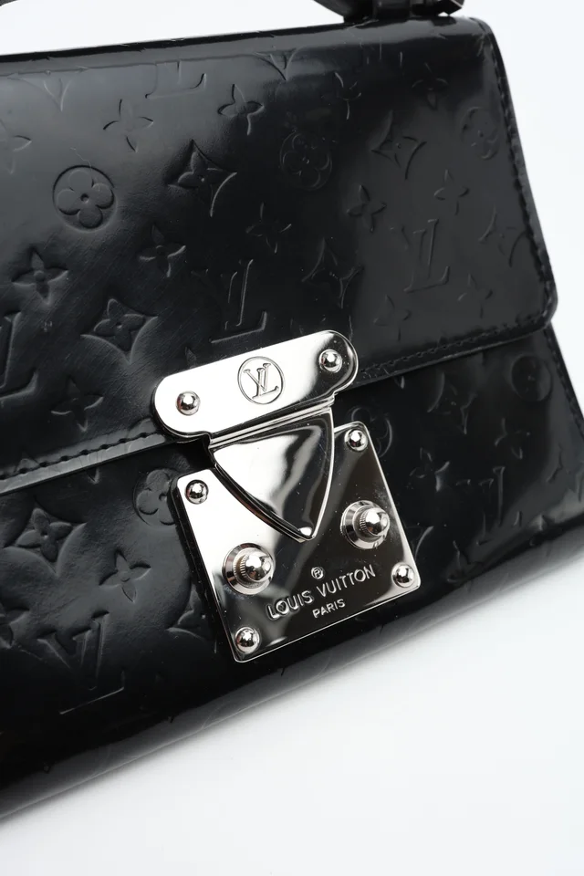 Louis Vuitton Mini Monogram Glace Anouchka PM Clutch Wallet in Leather from A Retro Tale, photo 6 of 8