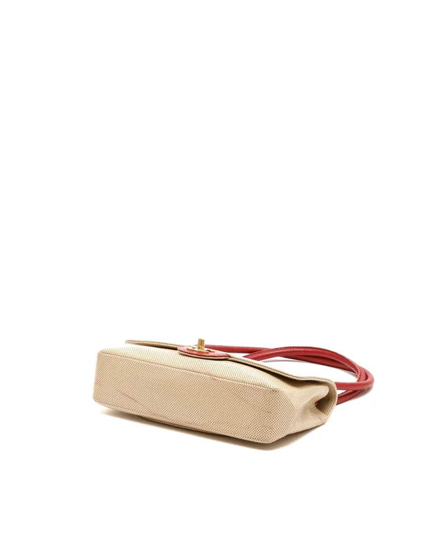 Chanel CC Perforated Single Flap Bag in Leather from A Retro Tale, photo 5 of 10
