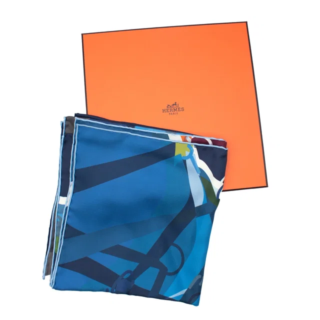 Hermès Drive Me Crazy double face scarf 90 in Silk from HEWI