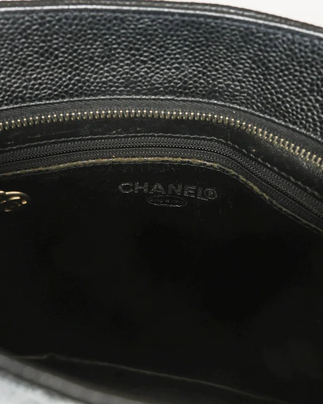 Chanel Caviar Medallion Tote Bag in Caviar leather from A Retro Tale, photo 9 of 12