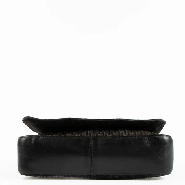 Dior Brown Trotter Street Chic Messenger Bag in Brown from Labellov, photo 4 of 7