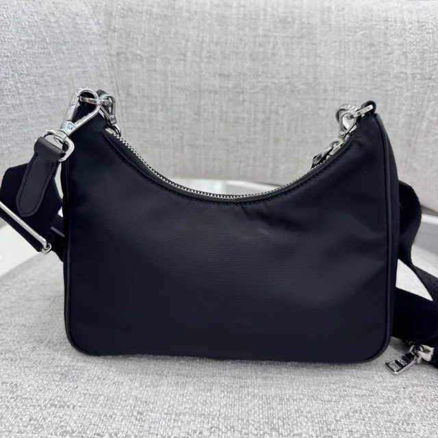 Prada Re-Edition 2005 Re-Nylon Bag in Metal, Nylon, recycled textile fibers, regenerated nylon yarn from Reowned, photo 3 of 8