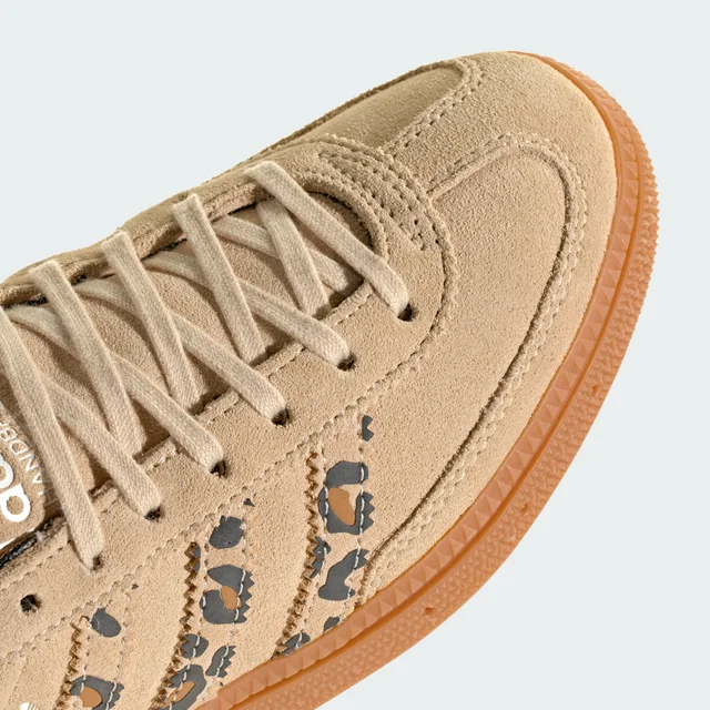 Adidas HANDBALL SPEZIAL SHOES in Beige, photo 6 of 6 from adidas (US)