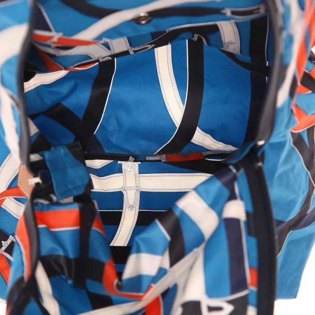 Hermès Airsilk rucksack in White Silk from Collector Square, photo 5 of 5