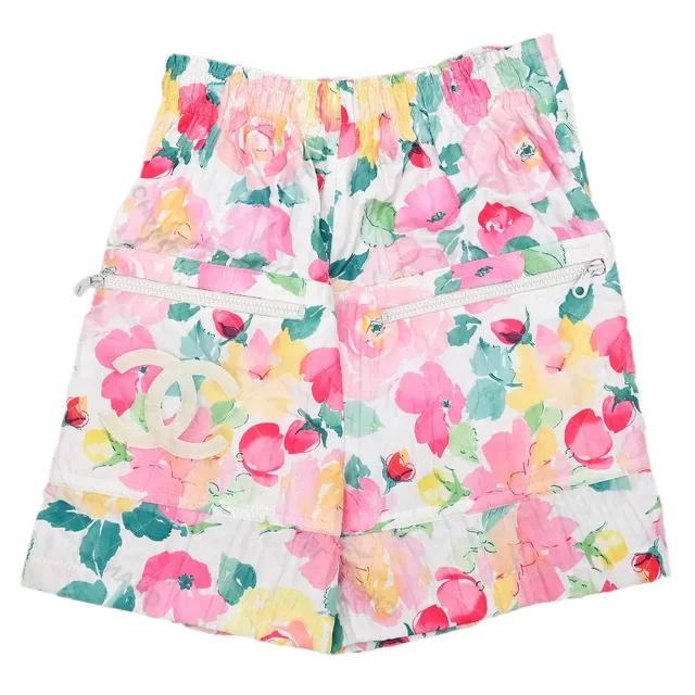 Chanel Short Pants White #38 in White from AMORE Vintage Tokyo