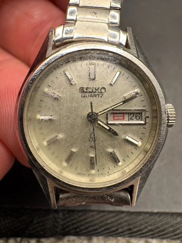Seiko Quartz Vintage Watch Day-Date English/Japanese Dial 21.7mm Silver Tone in gray|silver from Poshmark