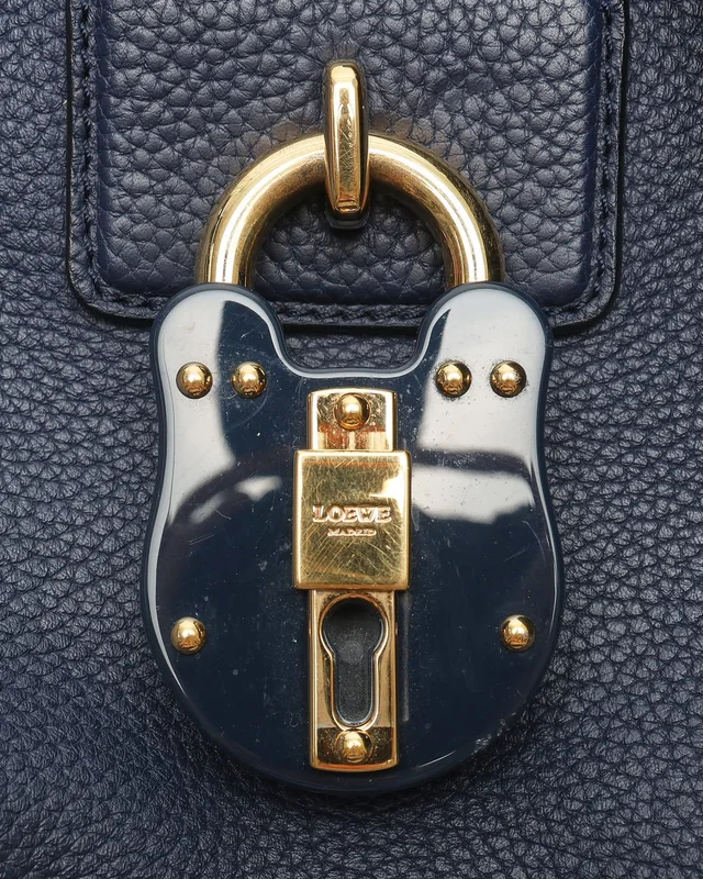 Loewe Kalie Tote Bag in Caviar leather from A Retro Tale, photo 6 of 10