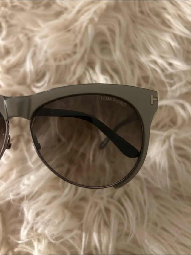 Tom Ford Women's Cat-Eye Sunglasses In Taupe Frame With Brown Gradient Lenses in brown|red|neutral from Poshmark, photo 2 of 3