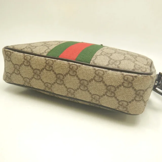 Gucci GG Supreme Canvas Leather Shoulder Bag in Beige Canvas from LuxUness, photo 4 of 8