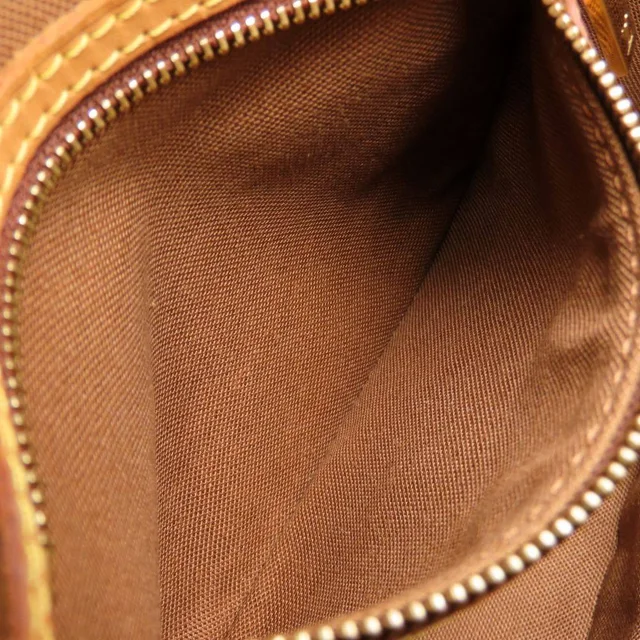 Louis Vuitton Vavin Monogram Handbag in Brown Canvas from LuxUness, photo 7 of 9