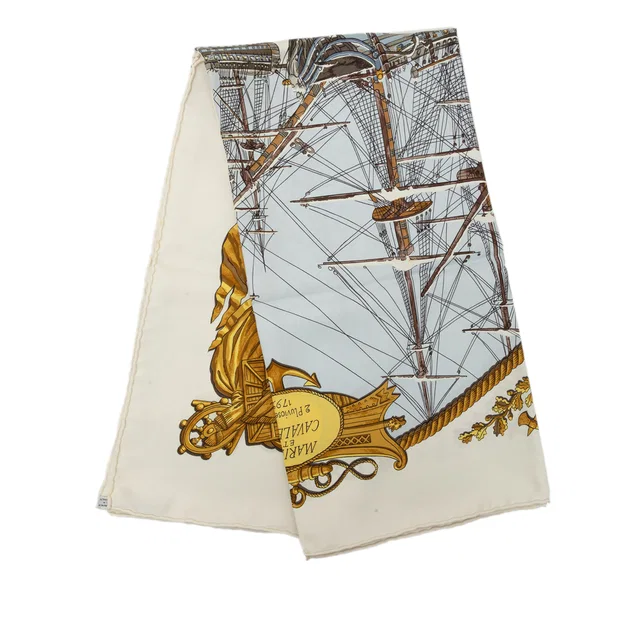 White Hermès Marine et Cavalerie Silk Scarf 90 Scarves in White Silk from Designer Revival, photo 1 of 1