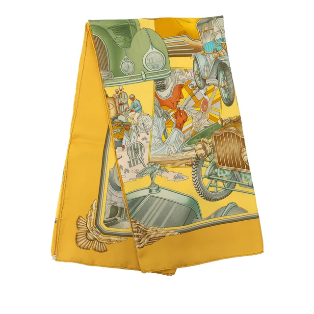 Yellow Hermès Automobile Silk Scarf 90 Scarves in Yellow Silk from Designer Revival