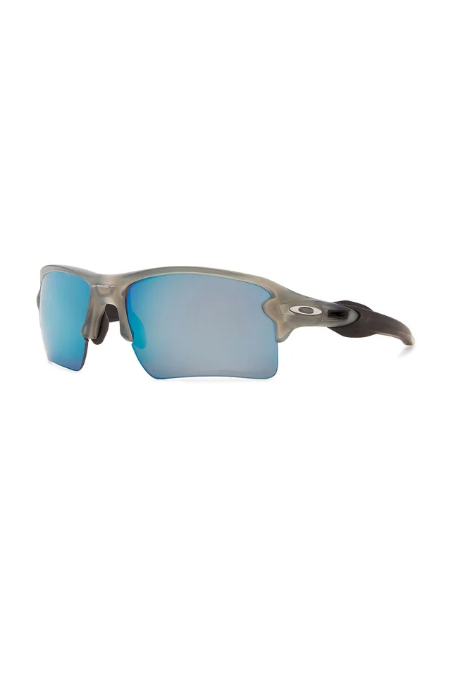 Oakley Flak 2.0 XL Sunglasses in Matte Grey, photo 2 of 3 from REVOLVE (Canada)
