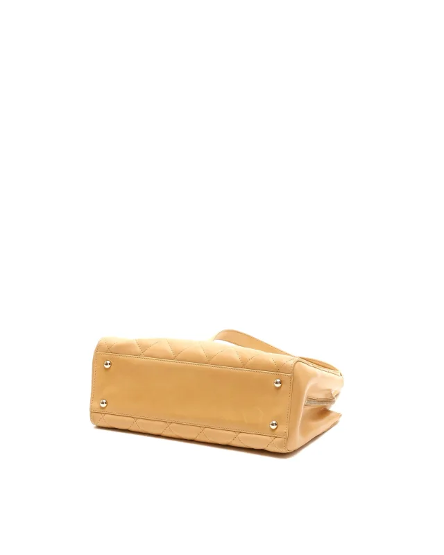 Chanel CC Tote Bag in Leather from A Retro Tale, photo 5 of 10