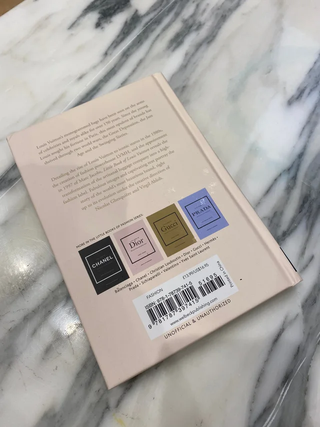 Little Book of Louis Vuitton: The Story of the Iconic Fashion House: (Little Book of Fashion) from Luxury Promise, photo 2 of 2