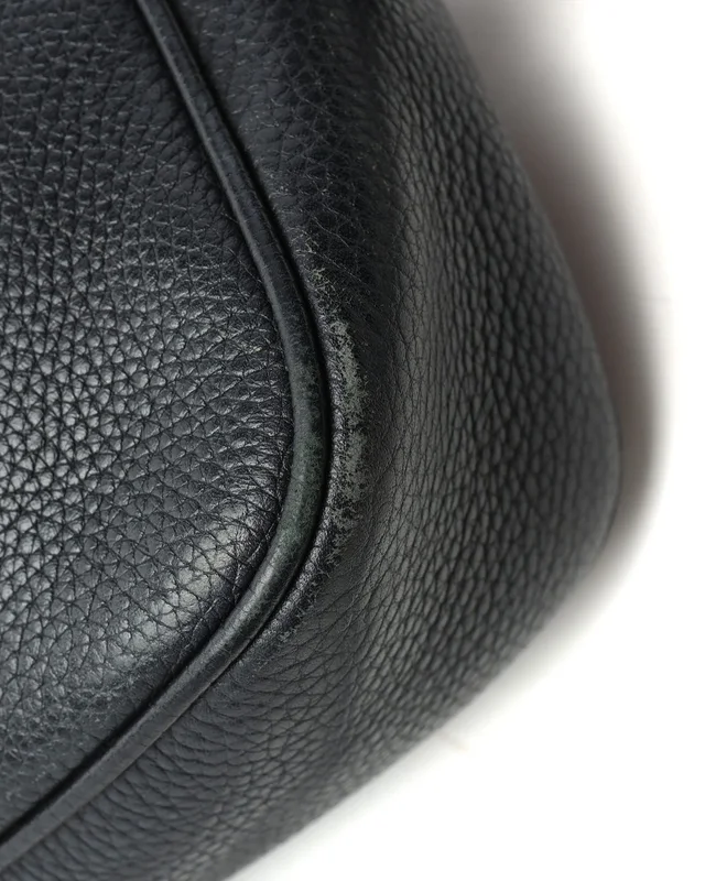 Gucci Soho Disco Camera Bag in Leather from A Retro Tale, photo 5 of 7