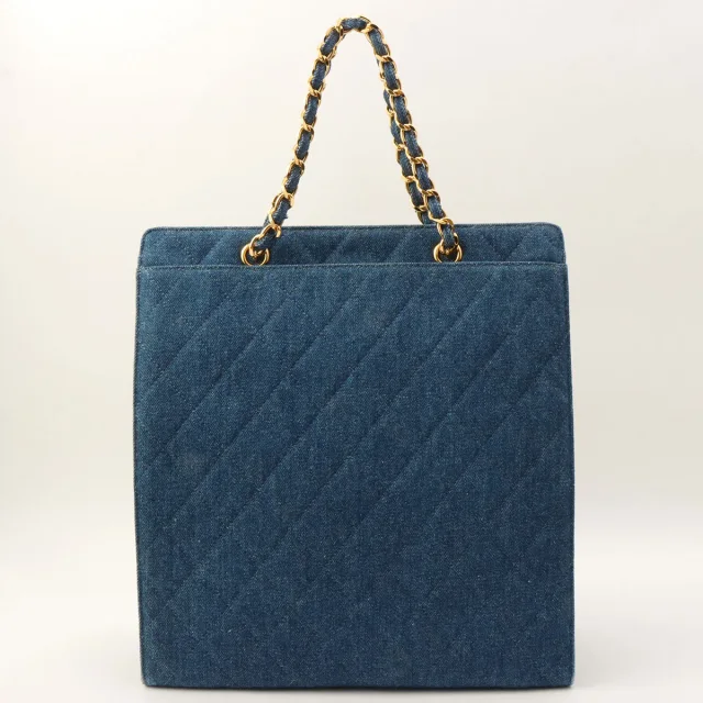Chanel Indigo Denim Matelassé Stitch CC Turn-Lock Chain Handbag, Circa 1998 in Denim from VINTAGE QOO TOKYO, photo 3 of 18