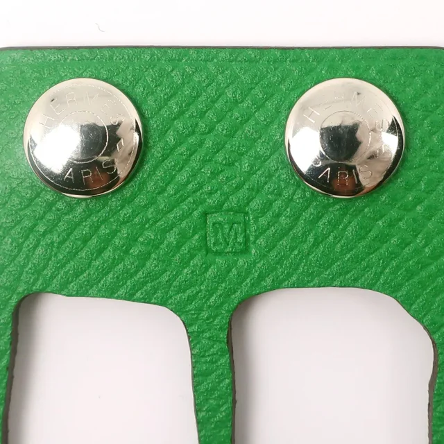 Hermès Togo Bangle Bracelet Green in Green Others from LuxUness, photo 5 of 6