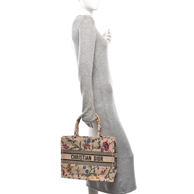 Dior Embroidered Petites Fleurs Medium Book Tote Natural in Beige Raffia from FASHIONPHILE, photo 2 of 13