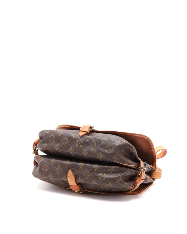 Louis Vuitton Monogram Saumur 30 Bag in Coated canvas from A Retro Tale, photo 6 of 11