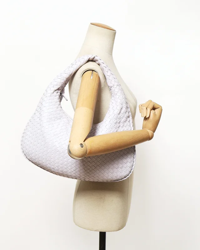 Bottega Veneta Medium Intrecciato Hobo Bag in Woven leather from A Retro Tale, photo 9 of 9