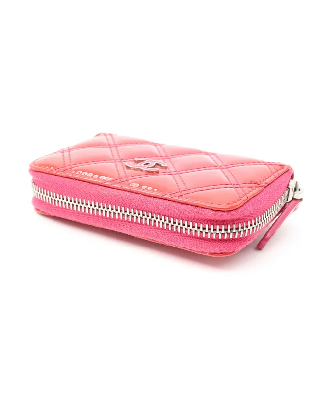 Chanel Matelasse Patent Leather Coin Purse in Patent leather from A Retro Tale, photo 3 of 7