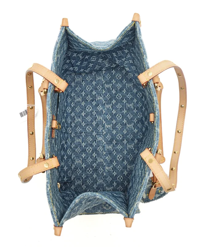 Louis Vuitton Monogram Denim OnTheGo MM Bag in Denim from A Retro Tale, photo 8 of 9