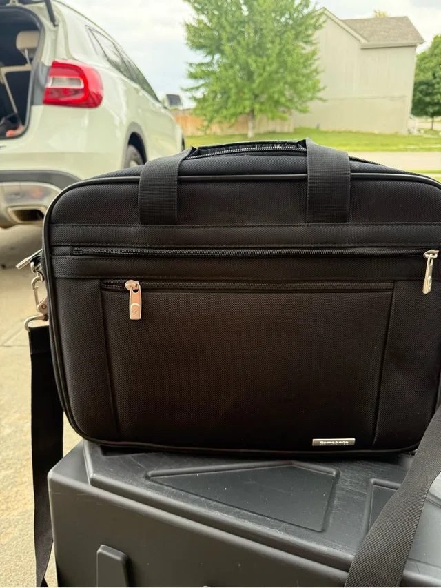 Samsonite Classic 3 Gusset Large Toploader Black Non-Wheeled Briefcase Travel in black from Poshmark