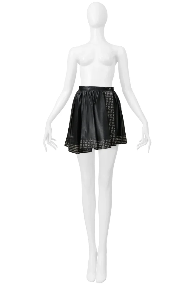 Alaïa Black Leather Mini Skirt With Grommets 2014 in Black Leather from Resurrection Vintage, photo 5 of 8