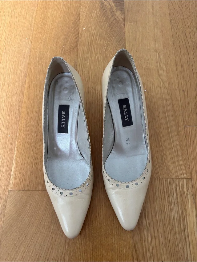 Bally Cream Leather Pointed Toe Pumps With Scalloped Trim in White Leather from Poshmark