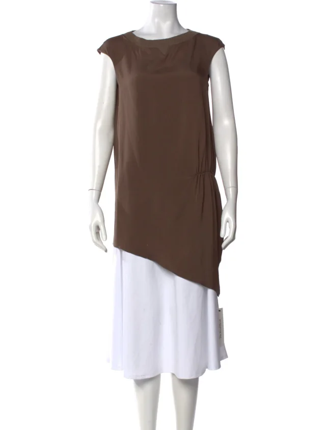 Brunello Cucinelli Crew Neck Short Sleeve Top in red|brown from The RealReal